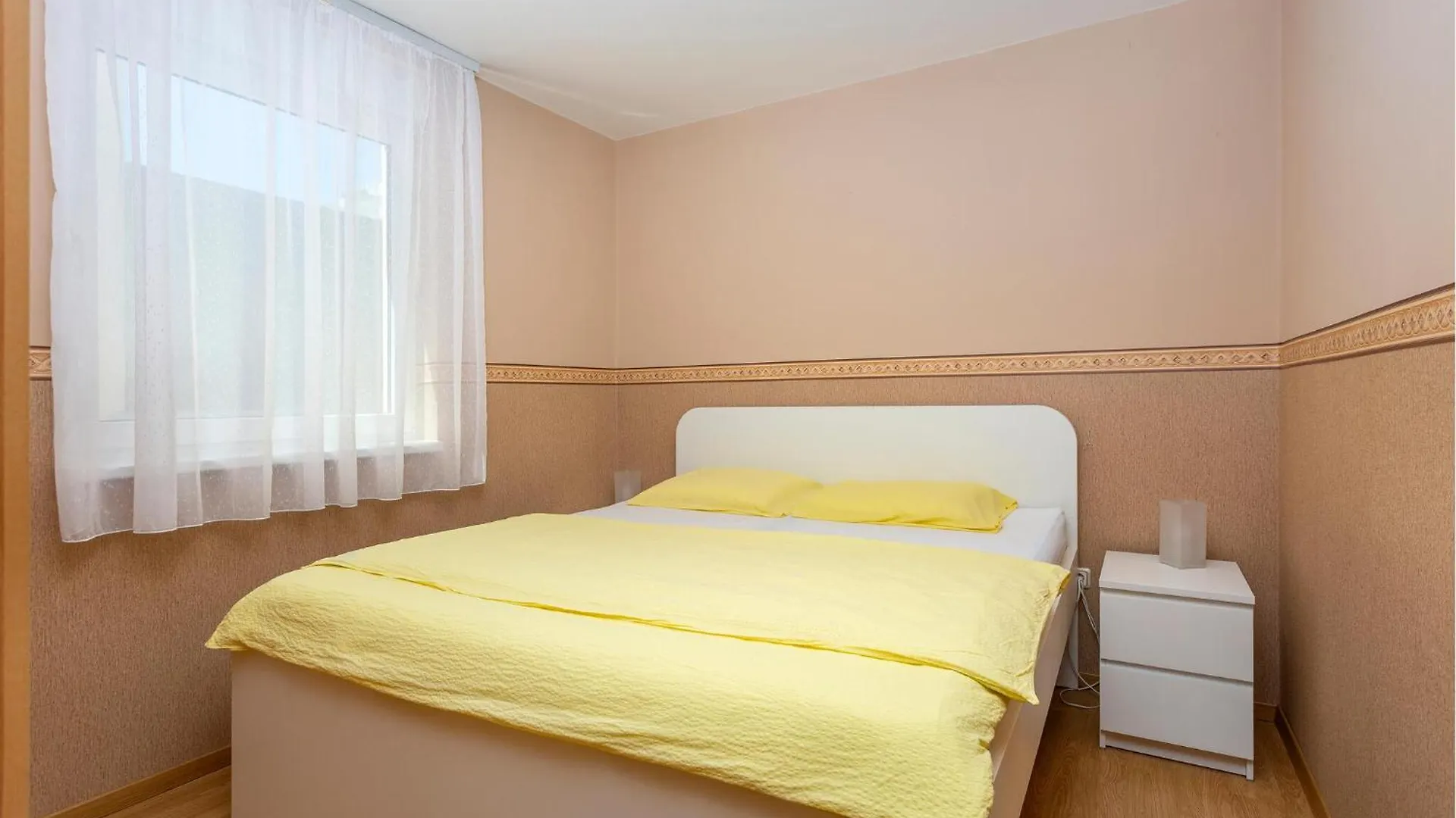 1 Bedroom Cozy Apartment In Dramalj